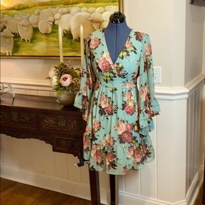 Lovely Betsey Johnson dress Sz M